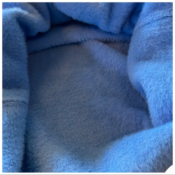 The Patyah Cashmere Soft Lined Sweater - Picture 13 of 13